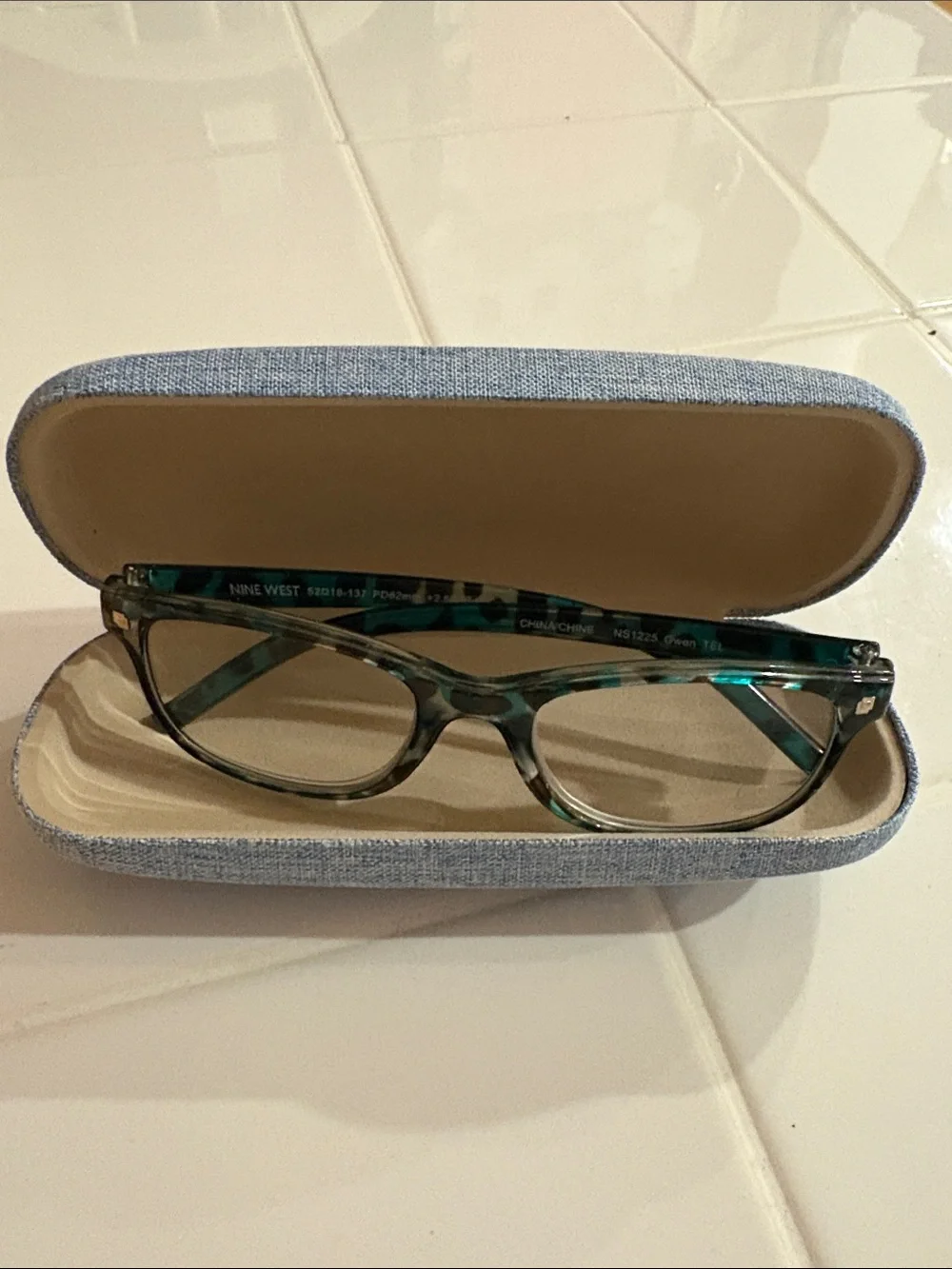 Nine West Gwen Green-Blue 2.5 Tortoiseshell Reading Glasses with Case NEW
